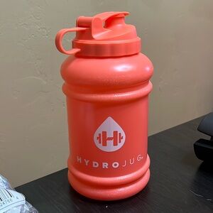 Various Hydrojugs